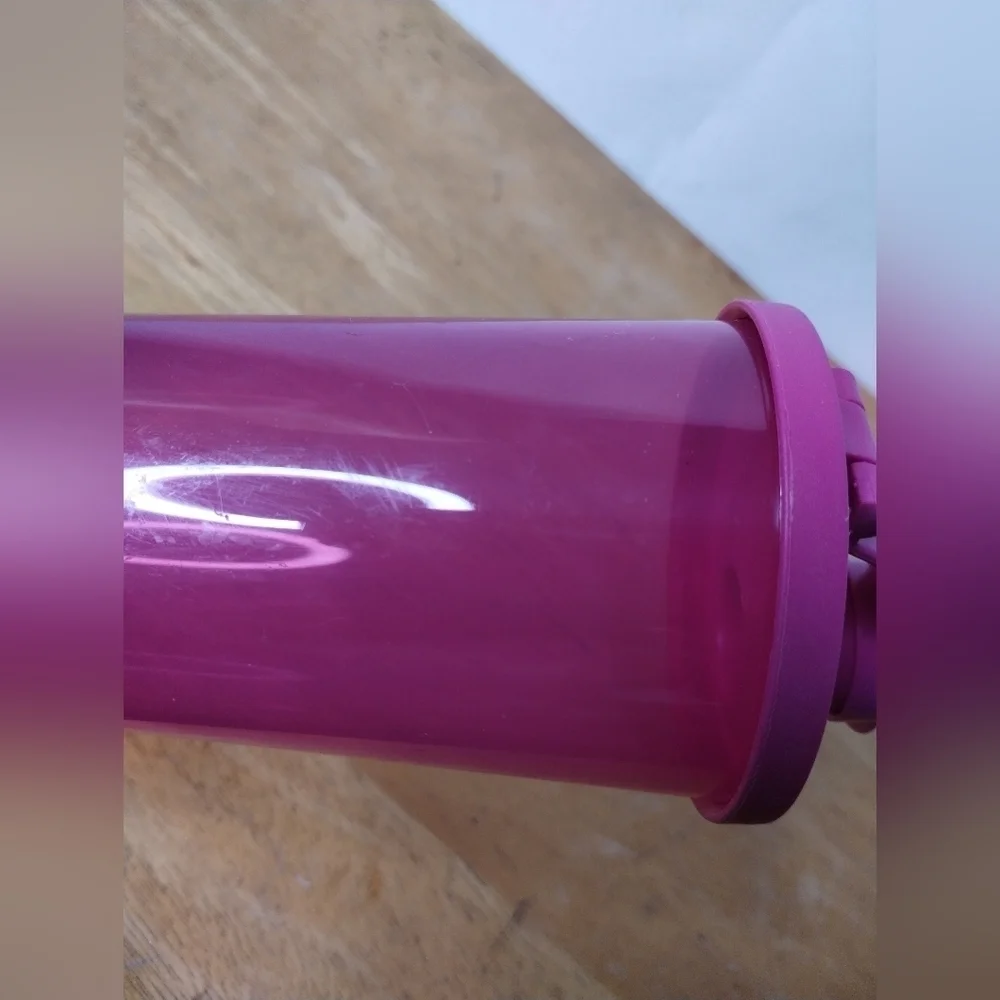 New pink Tupperware 16oz tumbler with lid